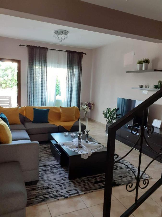 Nanas Vacation House Paphos Luaran gambar